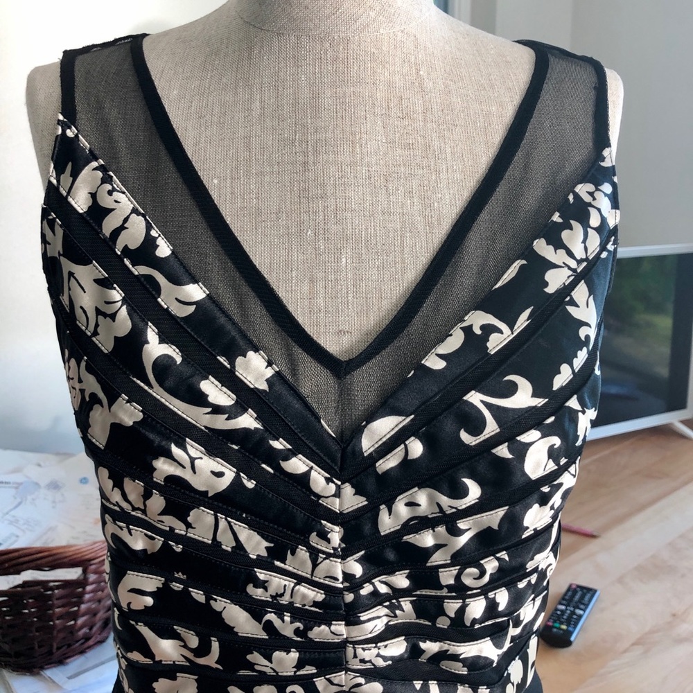 Women’s dress size 6 evening/cocktail